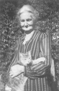 Mary Alice Whittington and a cat
