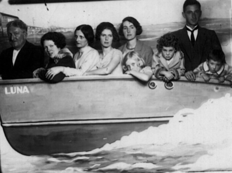 Luna Park 1930 Mr White & Me & Mrs White & Jess & Dorrie Waddell & Joan White & Seddy & Jean & George